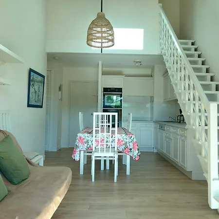 Lejlighed Duplex With Terrace, A C, Wi Fi & Garage Surrounded By Golf Courses Saint-Raphaël